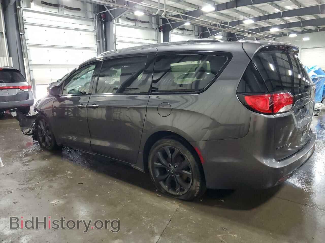 2019 CHRYSLER PACIFICA - VIN: 2C4RC1BG3KR574616 - Фото 2