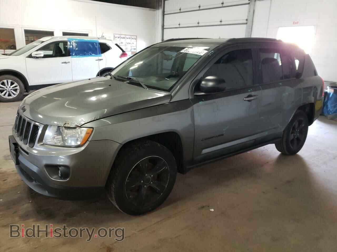 Photo 1J4NT1FB7BD264480 - JEEP COMPASS 2011
