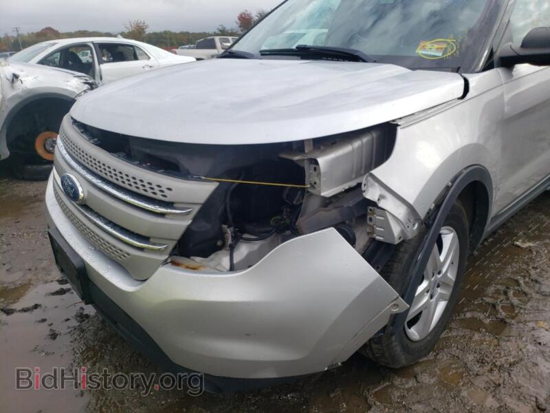 2011 Ford EXPLORER (VIN 1FMHK8B81BGA71082) — фото 9 из 10