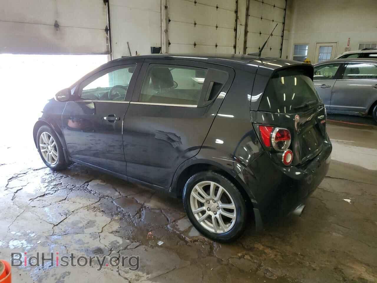 2014 CHEVROLET SONIC - VIN: 1G1JC6SB4E4233417 - Фото 2
