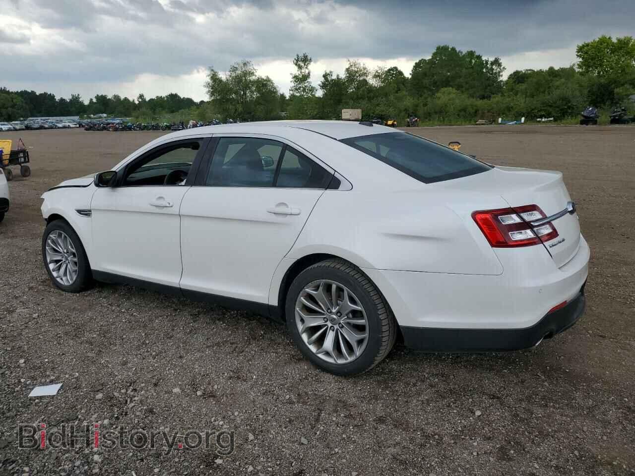 2014 FORD TAURUS - VIN: 1FAHP2F81EG140022 - Фото 2
