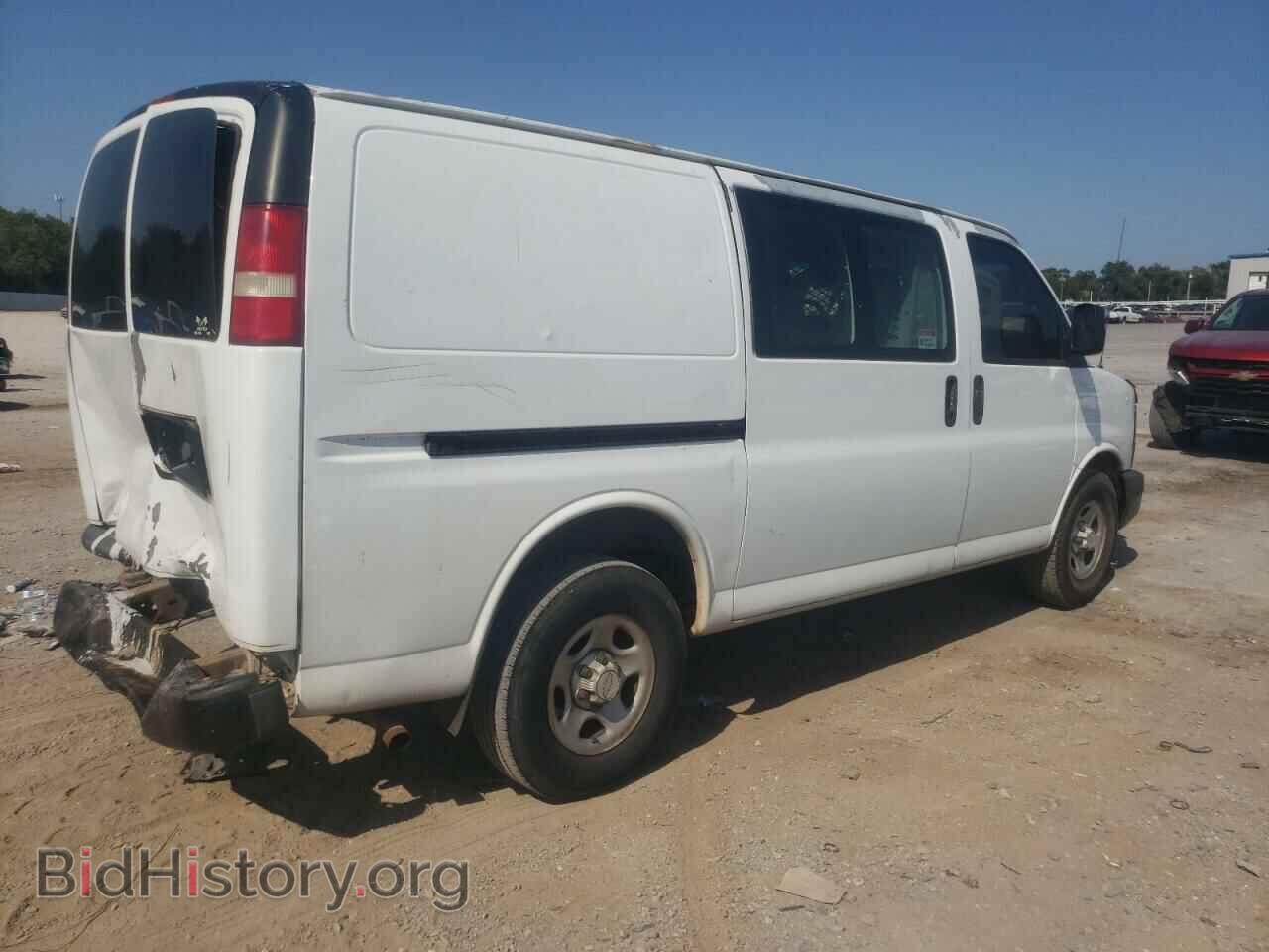 2007 CHEVROLET EXPRESS - VIN: 1GCFG15X271241807 - Фото 3