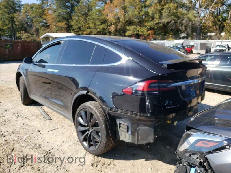 2018 Tesla MODEL X (VIN 5YJXCBE2XJF112173) — photo 3 of 10