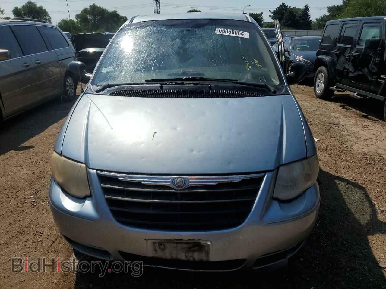 2006 CHRYSLER MINIVAN - VIN: 2A4GP44R56R744776 - Фото 5