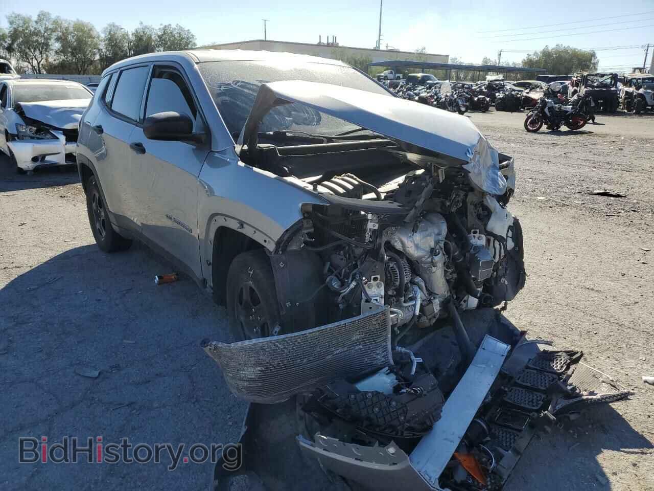Фотография 3C4NJCAB4KT782345 - JEEP COMPASS 2019