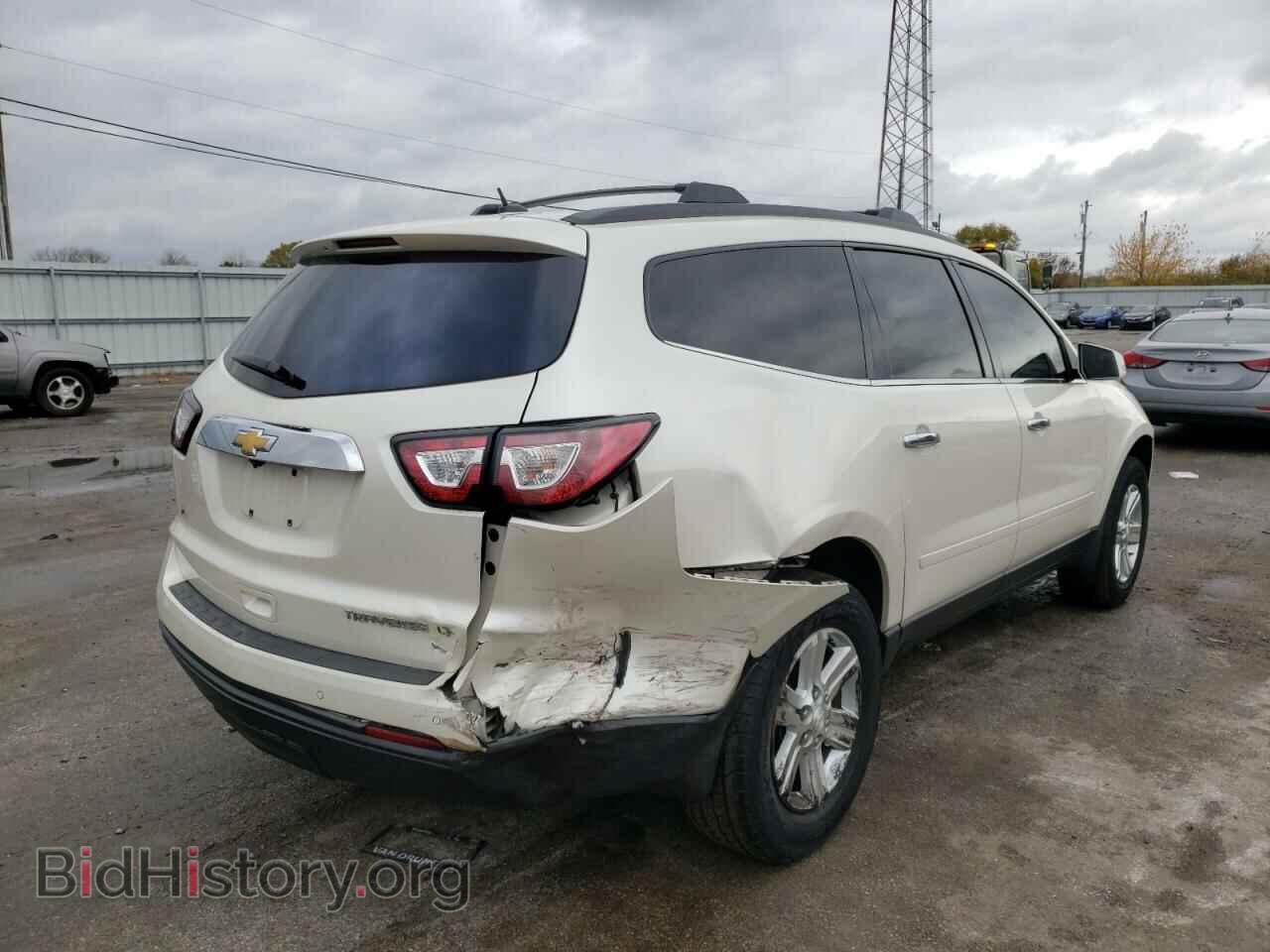 2014 CHEVROLET TRAVERSE - VIN: 1GNKRHKD2EJ355189 - Фото 4