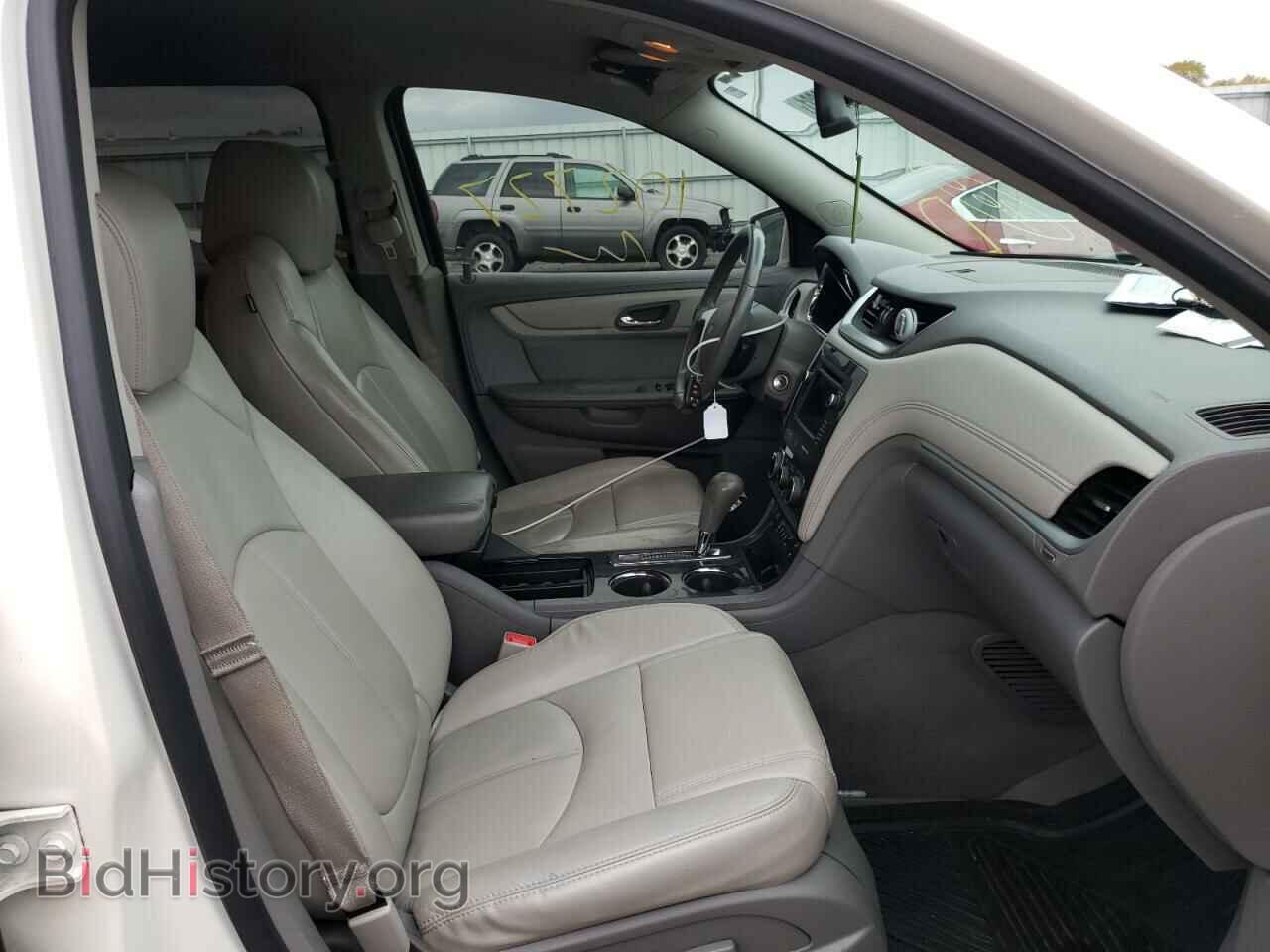 2014 CHEVROLET TRAVERSE - VIN: 1GNKRHKD2EJ355189 - Фото 5