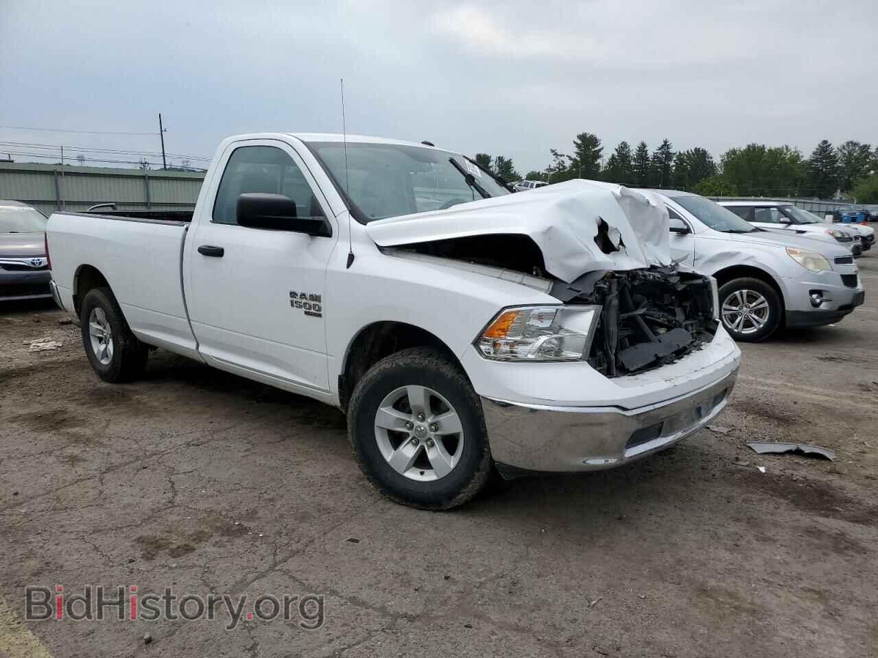 2019 RAM 1500 - VIN: 3C6JR6DG8KG585582 - Фото 4