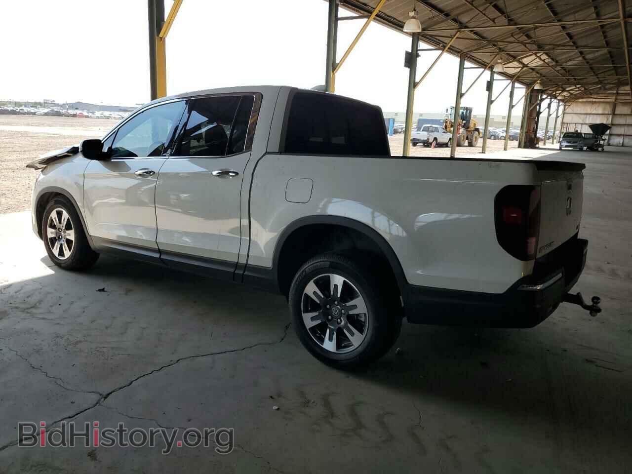 2018 HONDA RIDGELINE - VIN: 5FPYK3F77JB014815 - Фото 2
