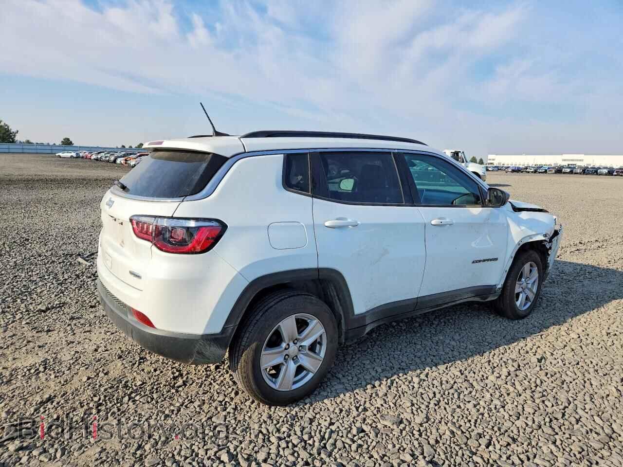 2022 JEEP COMPASS - VIN: 3C4NJDBB2NT231730 - Photo 3