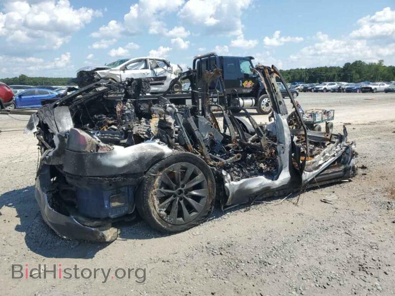 2019 Tesla MODEL X (VIN 5YJXCBE24KF160821) — photo 3 of 11