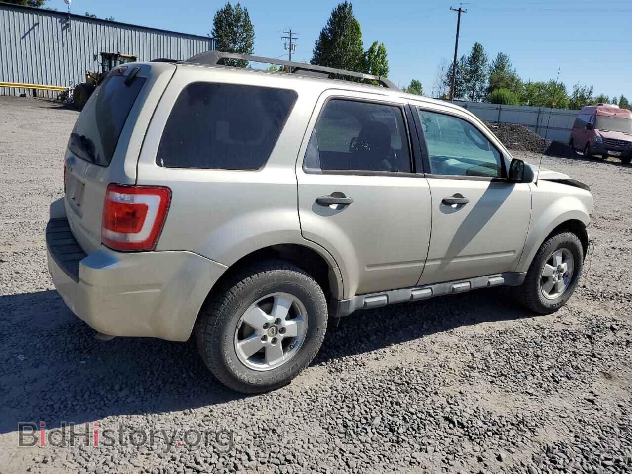 2011 FORD ESCAPE - VIN: 1FMCU9D78BKC38730 - Фото 3