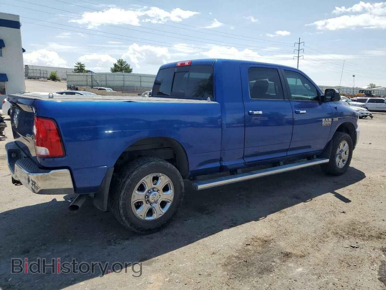 2017 RAM All Models - VIN: 3C6UR5MJXHG772396 - Photo 3