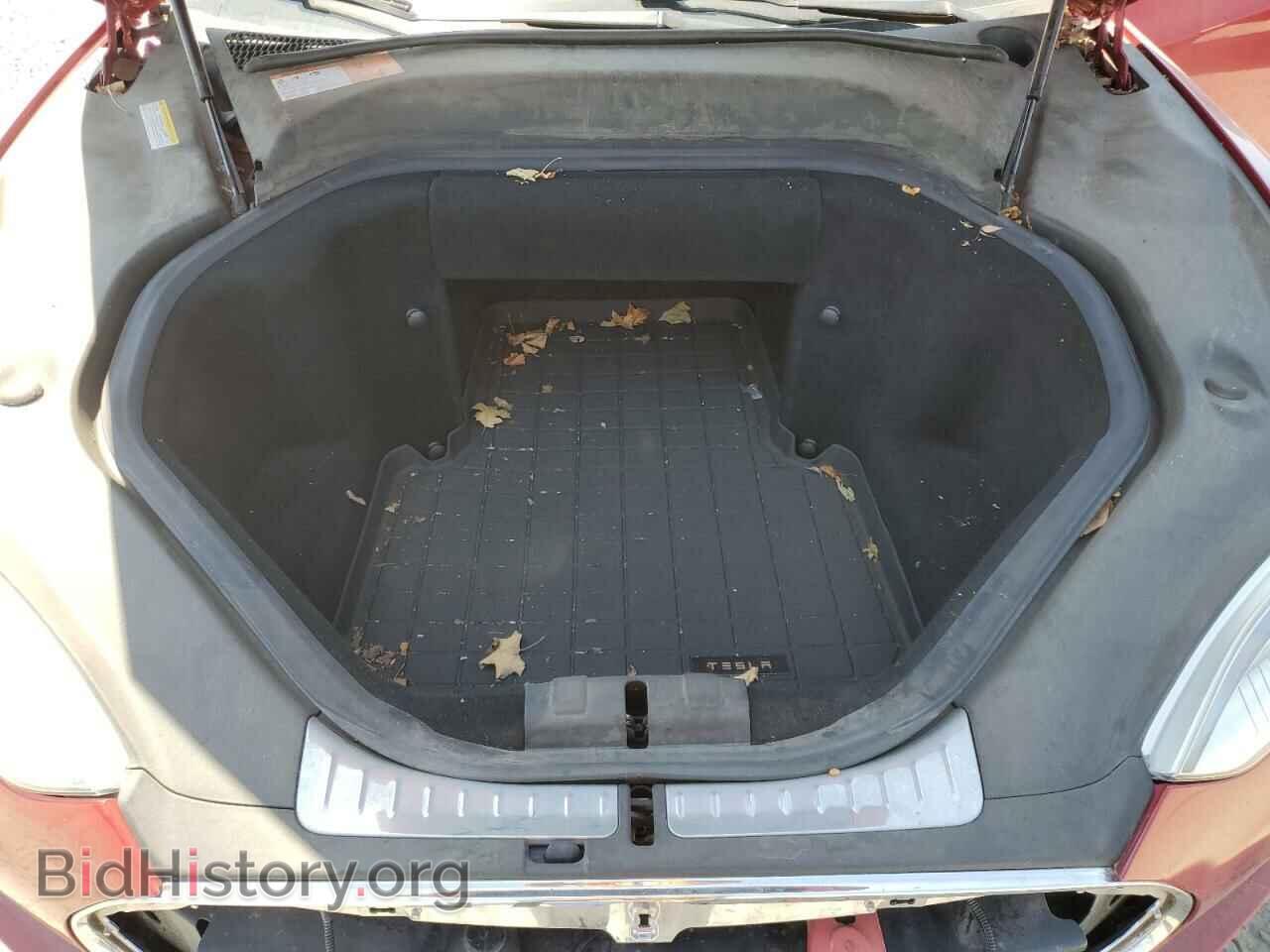 2014 TESLA MODEL S - VIN: 5YJSA1H17EFP29100 - Фото 11
