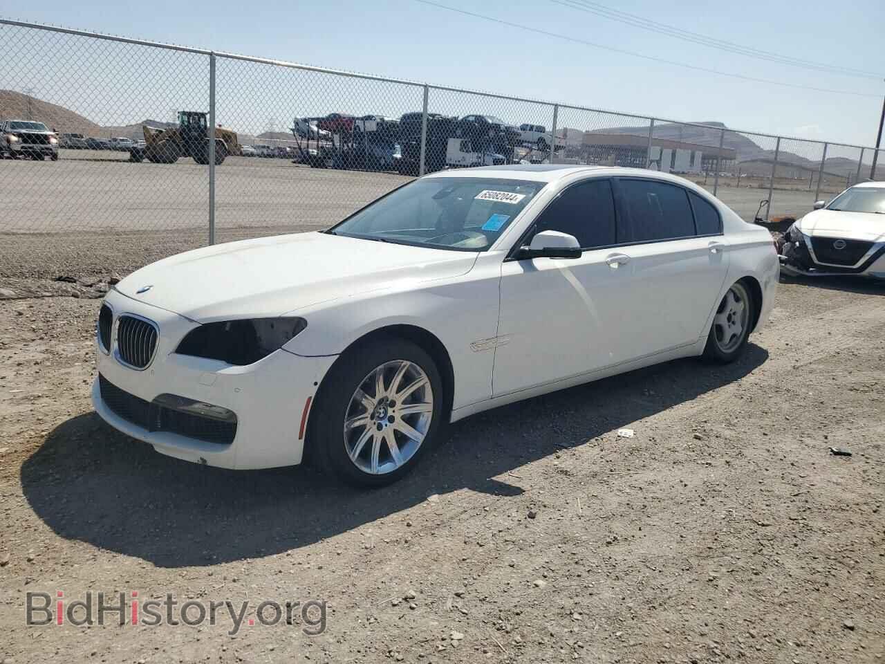 Photo WBAYE8C51DD133985 - BMW 7 SERIES 2013