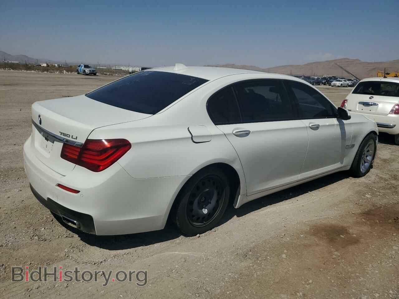 2013 BMW 7 SERIES - VIN: WBAYE8C51DD133985 - Фото 3