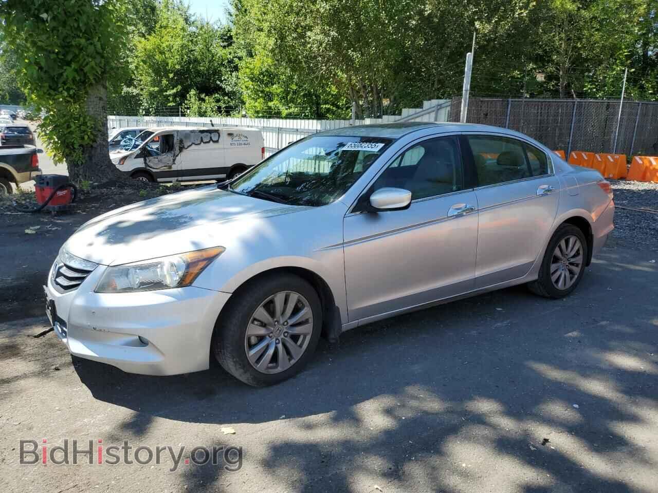 Фотография 1HGCP3F87CA040356 - HONDA ACCORD 2012