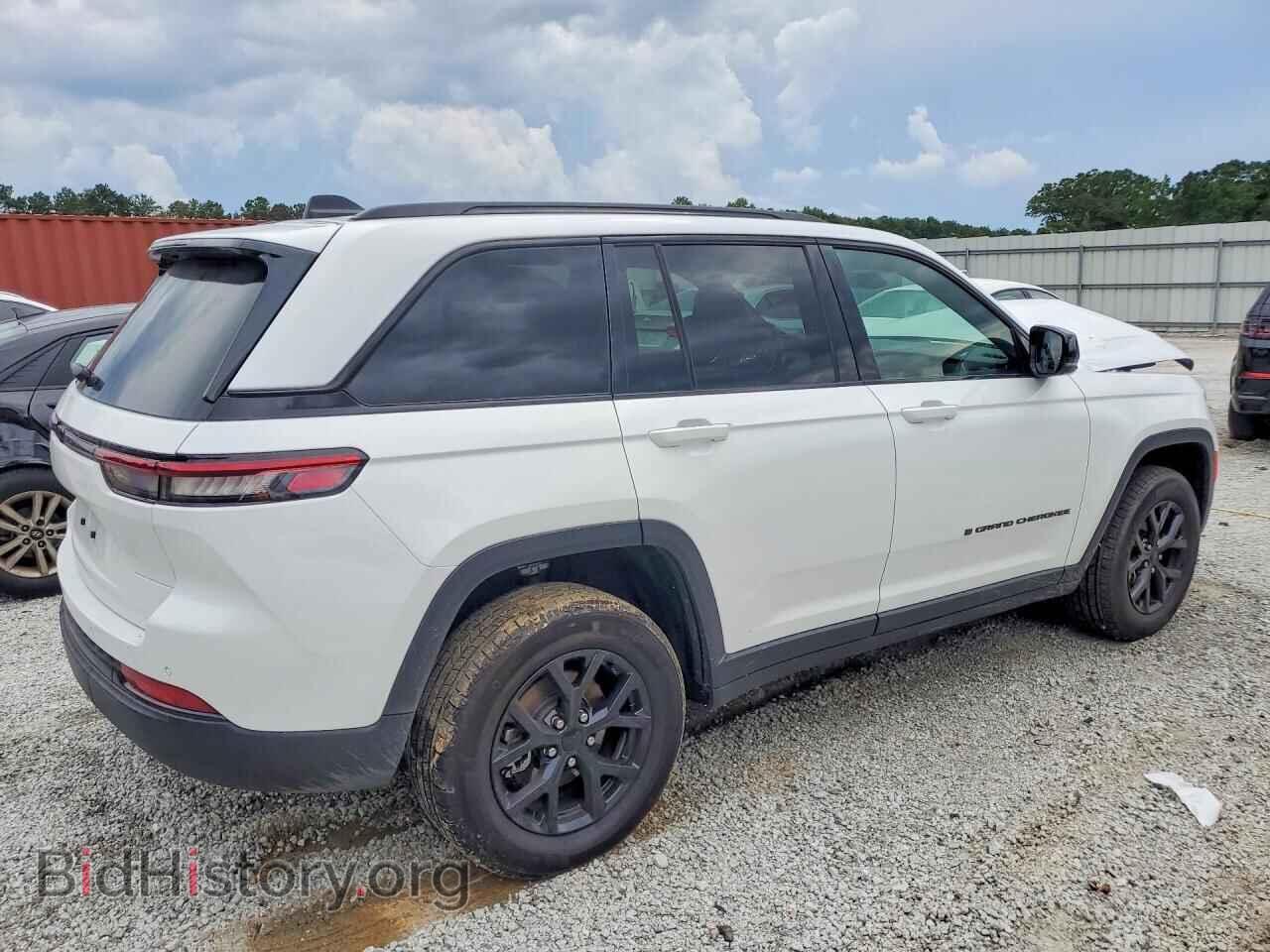 2025 JEEP CHEROKEE - VIN: 1C4RJGAG6S8767509 - Photo 3
