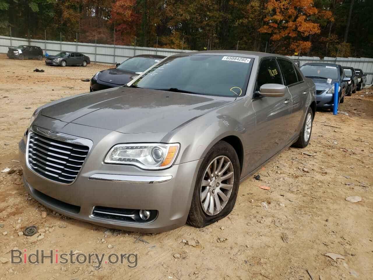 2014 CHRYSLER 300 - VIN: 2C3CCAAG6EH161692 - Фото 2