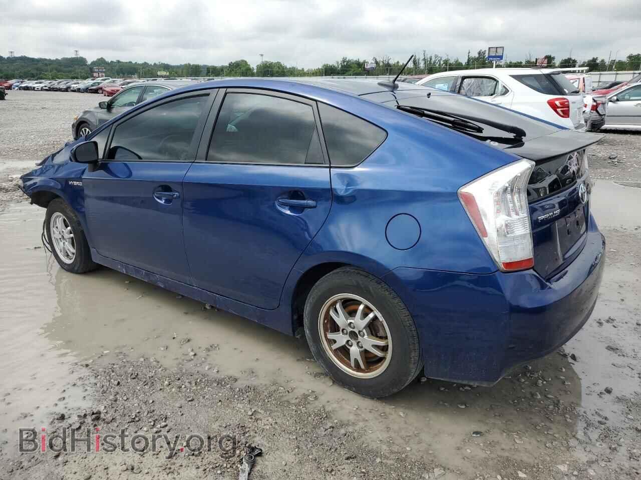 2011 TOYOTA PRIUS - VIN: JTDKN3DU2B0323977 - Фото 2