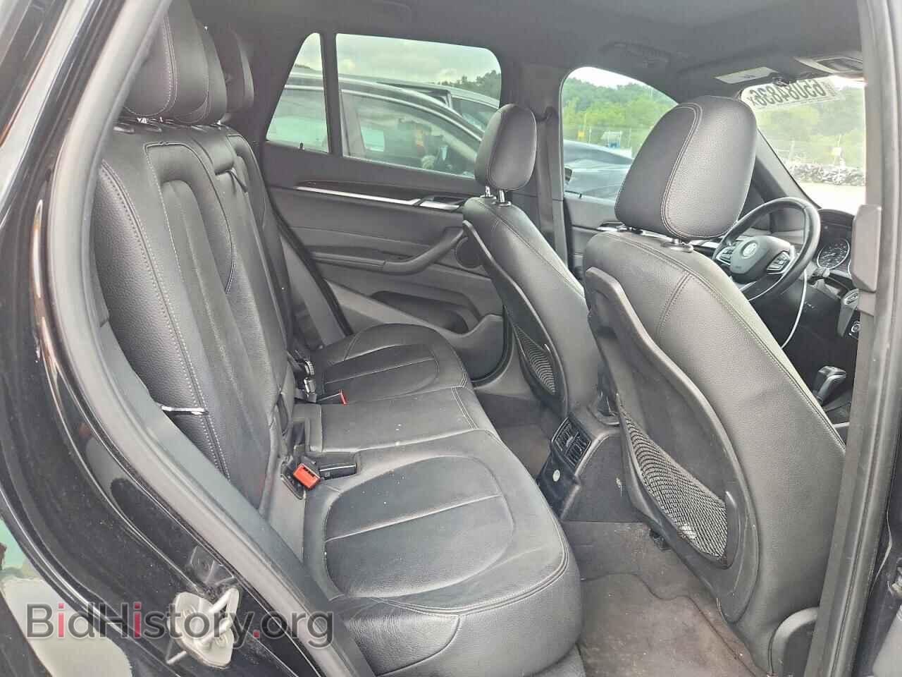 2017 BMW X1 - VIN: WBXHT3C35H5F80805 - Фото 11