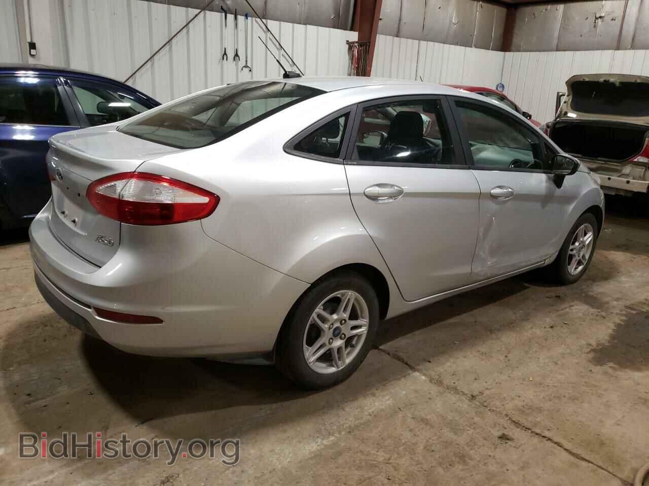 2017 FORD FIESTA - VIN: 3FADP4BJ4HM132011 - Фото 3