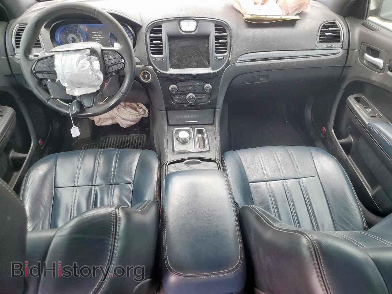 2016 CHRYSLER 300 - VIN: 2C3CCABG4GH278057 - Фото 8