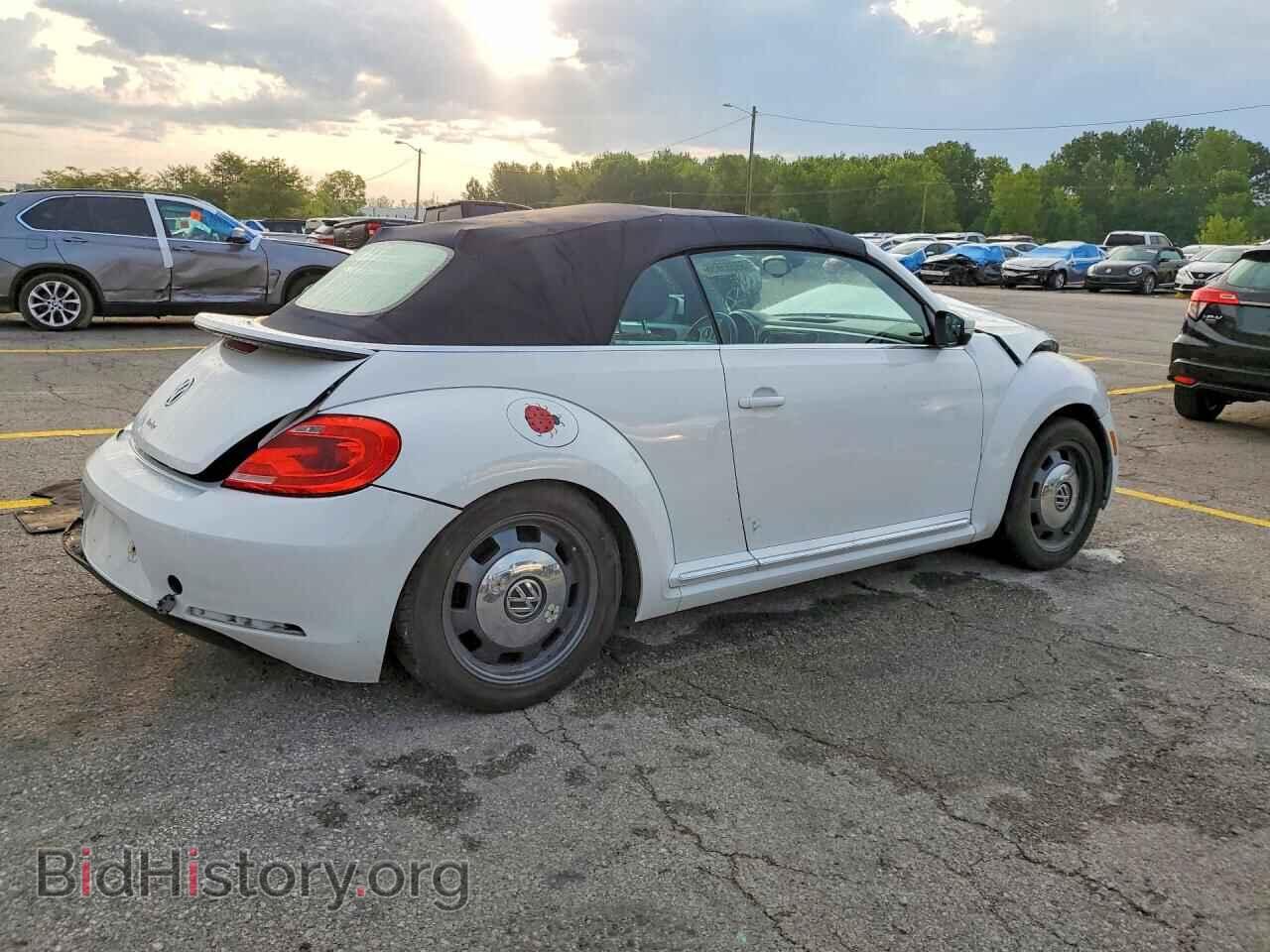 2016 VOLKSWAGEN BEETLE - VIN: 3VW517AT5GM814251 - Фото 3