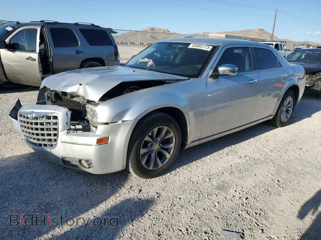 Photo 2C3CA4CD3AH105018 - CHRYSLER 300 2010