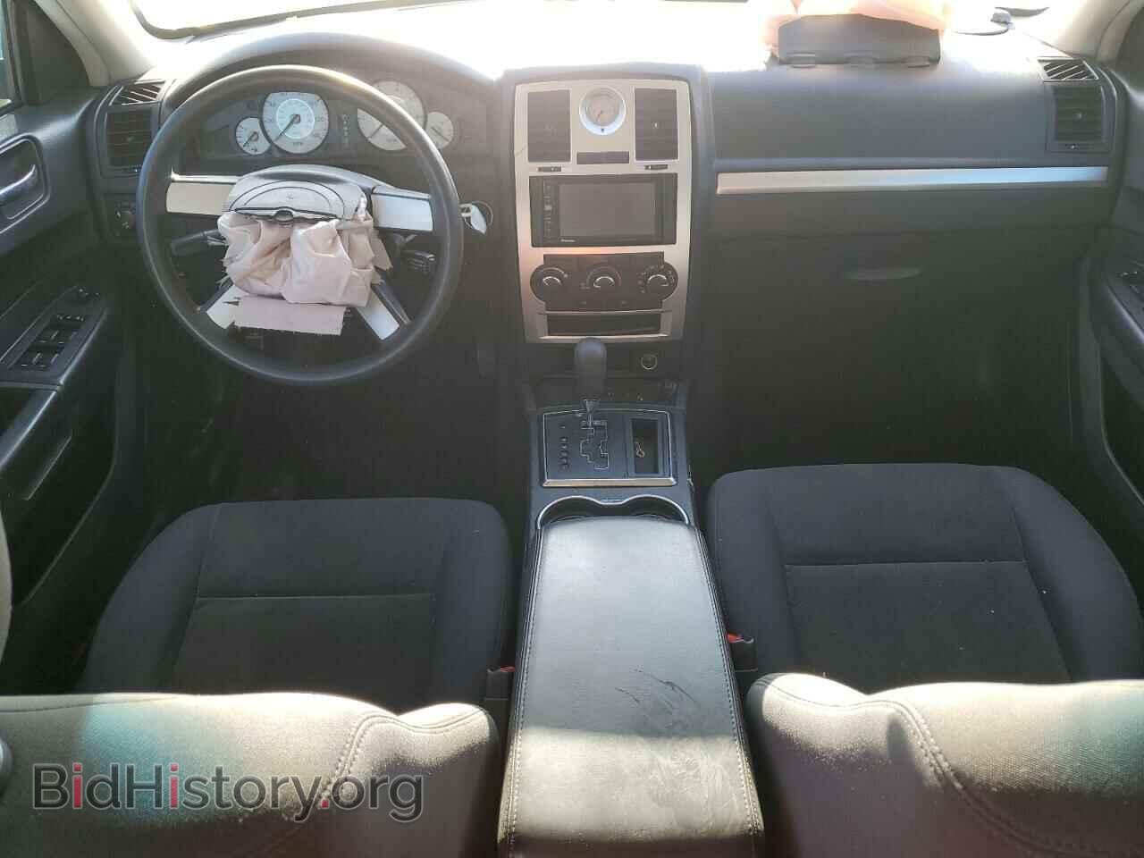 2010 CHRYSLER 300 - VIN: 2C3CA4CD3AH105018 - Фото 8