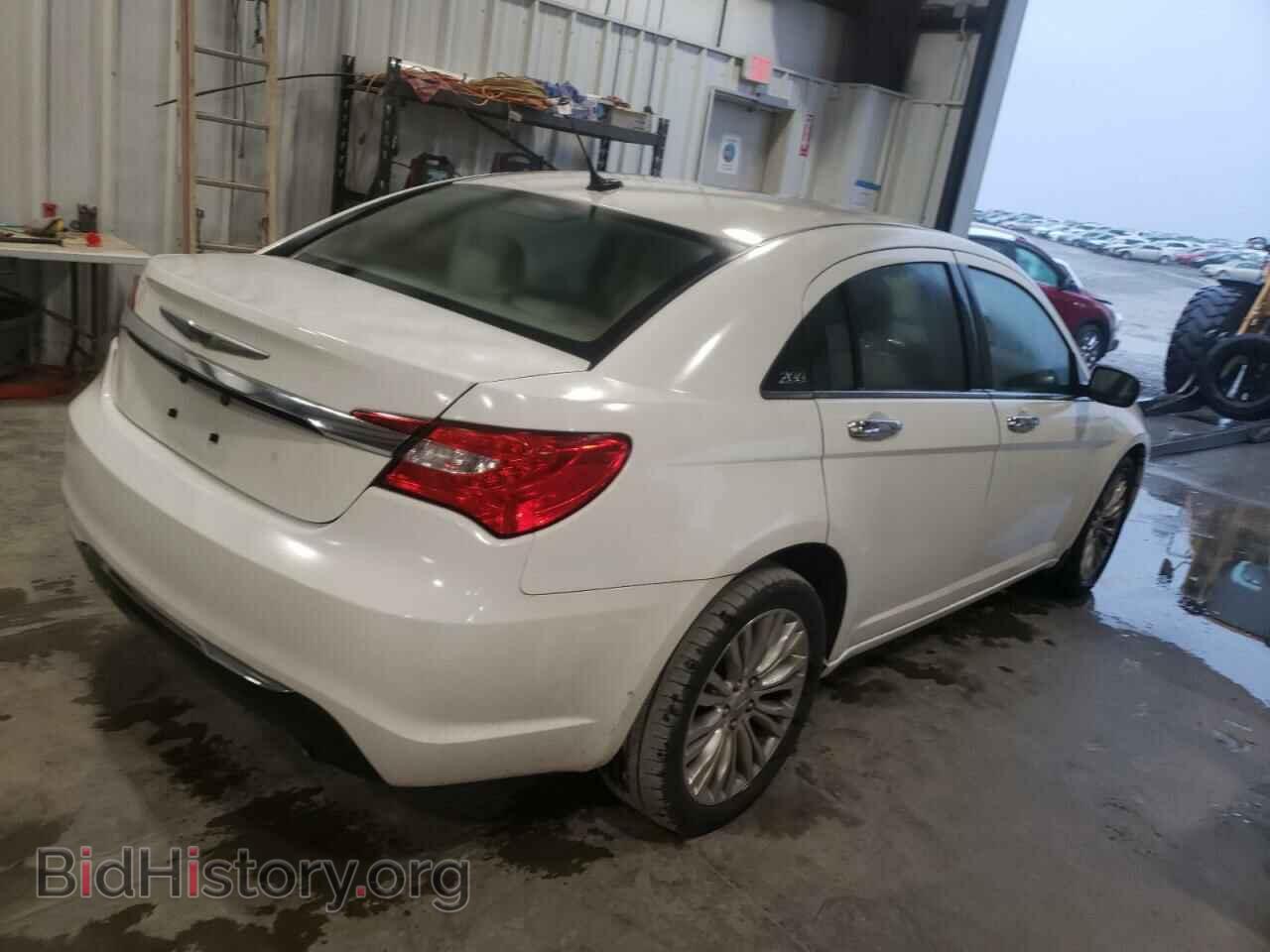 2012 CHRYSLER 200 - VIN: 1C3CCBCG2CN222091 - Фото 4
