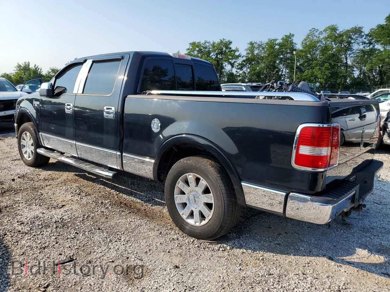 2006 LINCOLN MARK LT - VIN: 5LTPW18596FJ24323 - Photo 2