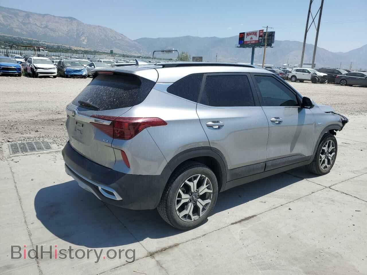 2021 KIA SELTOS - VIN: KNDERCAA8M7166381 - Фото 3