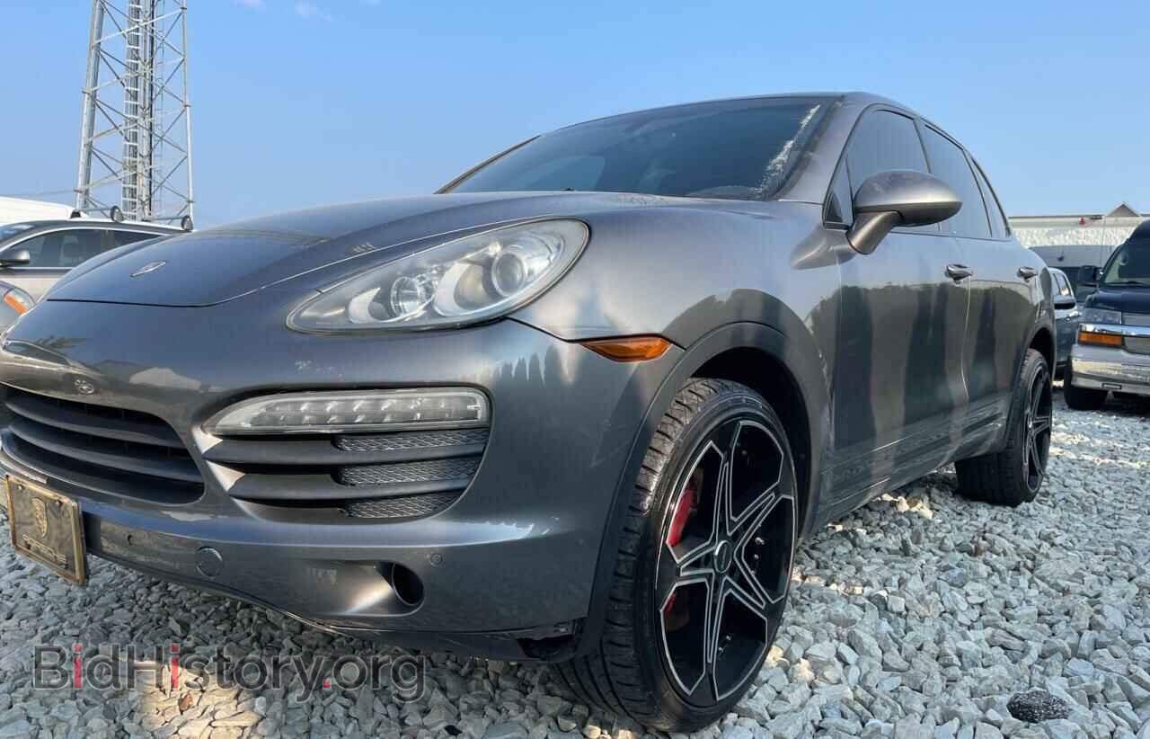2011 PORSCHE CAYENNE - VIN: WP1AB2A22BLA47332 - Фото 2