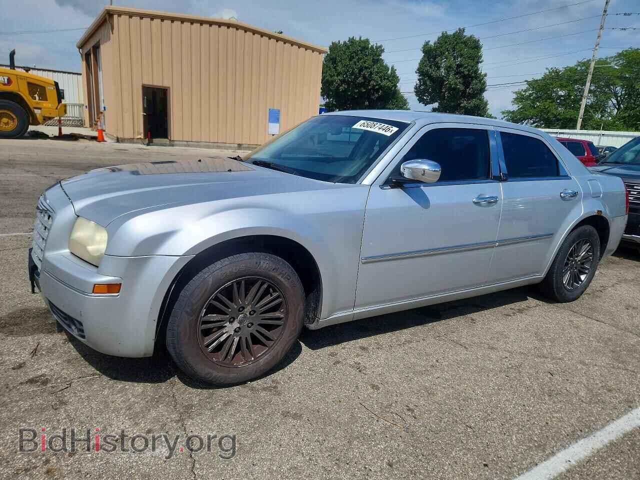 Photo 2C3CA5CV3AH284627 - CHRYSLER 300 2010