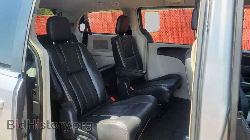 2016 Chrysler MINIVAN (VIN 2C4RC1BG4GR301966) — фото 6 из 11