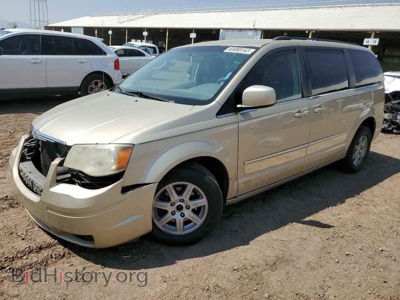 Photo 2A4RR5D11AR491466 - CHRYSLER MINIVAN 2010