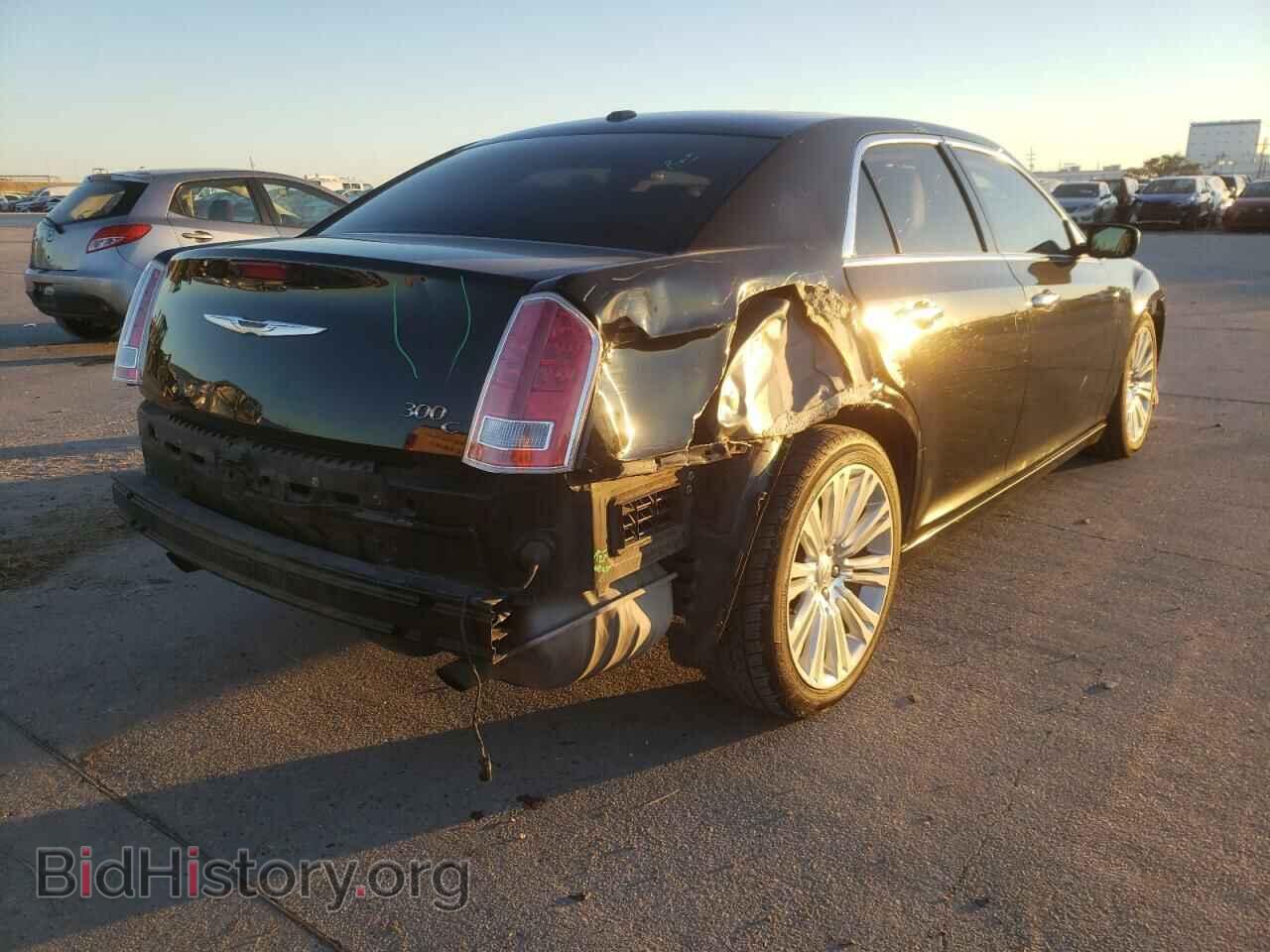 2014 CHRYSLER 300 - VIN: 2C3CCAET0EH161744 - Фото 4