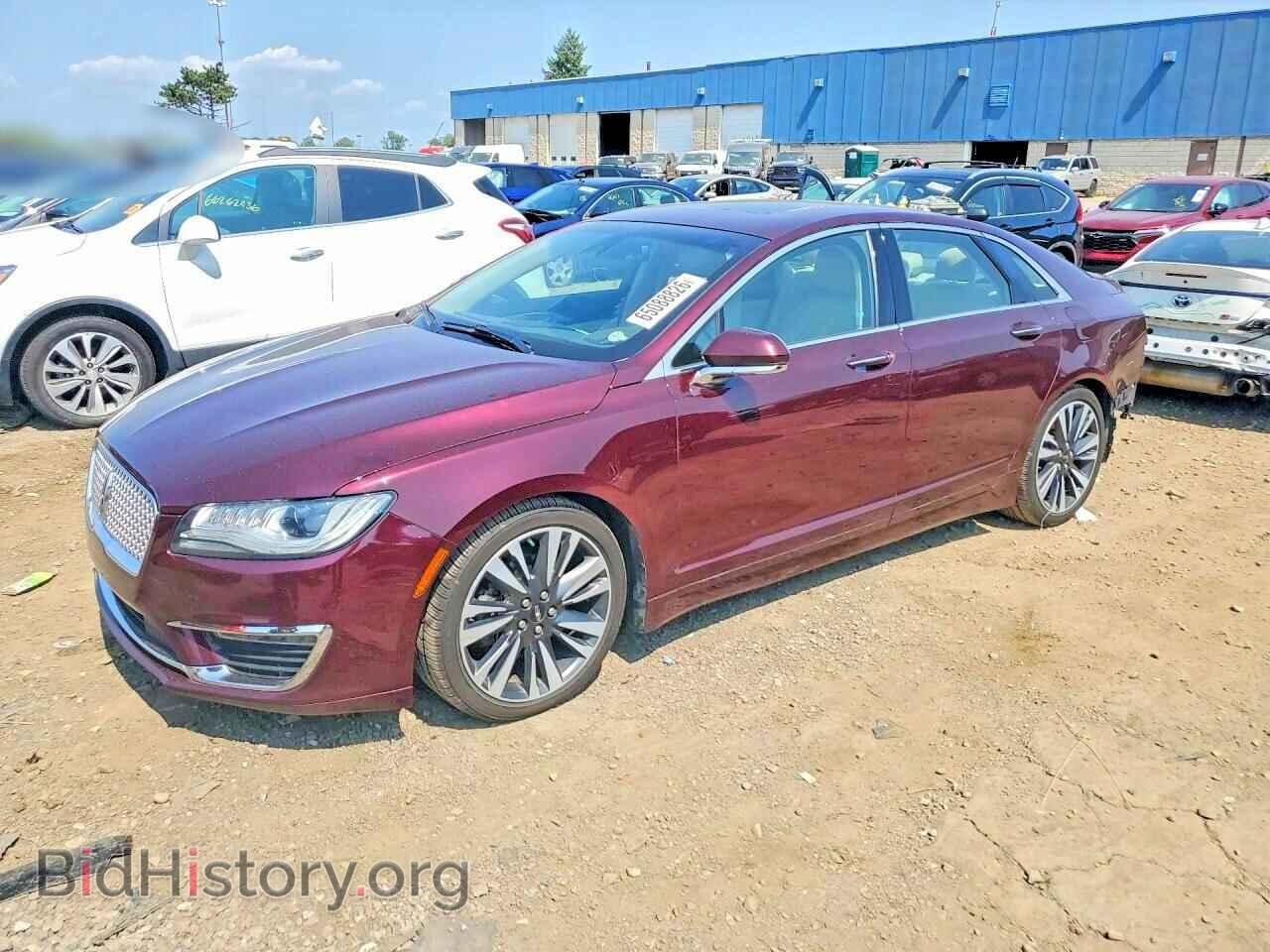 Photo 3LN6L5C94HR615053 - LINCOLN MKZ 2017