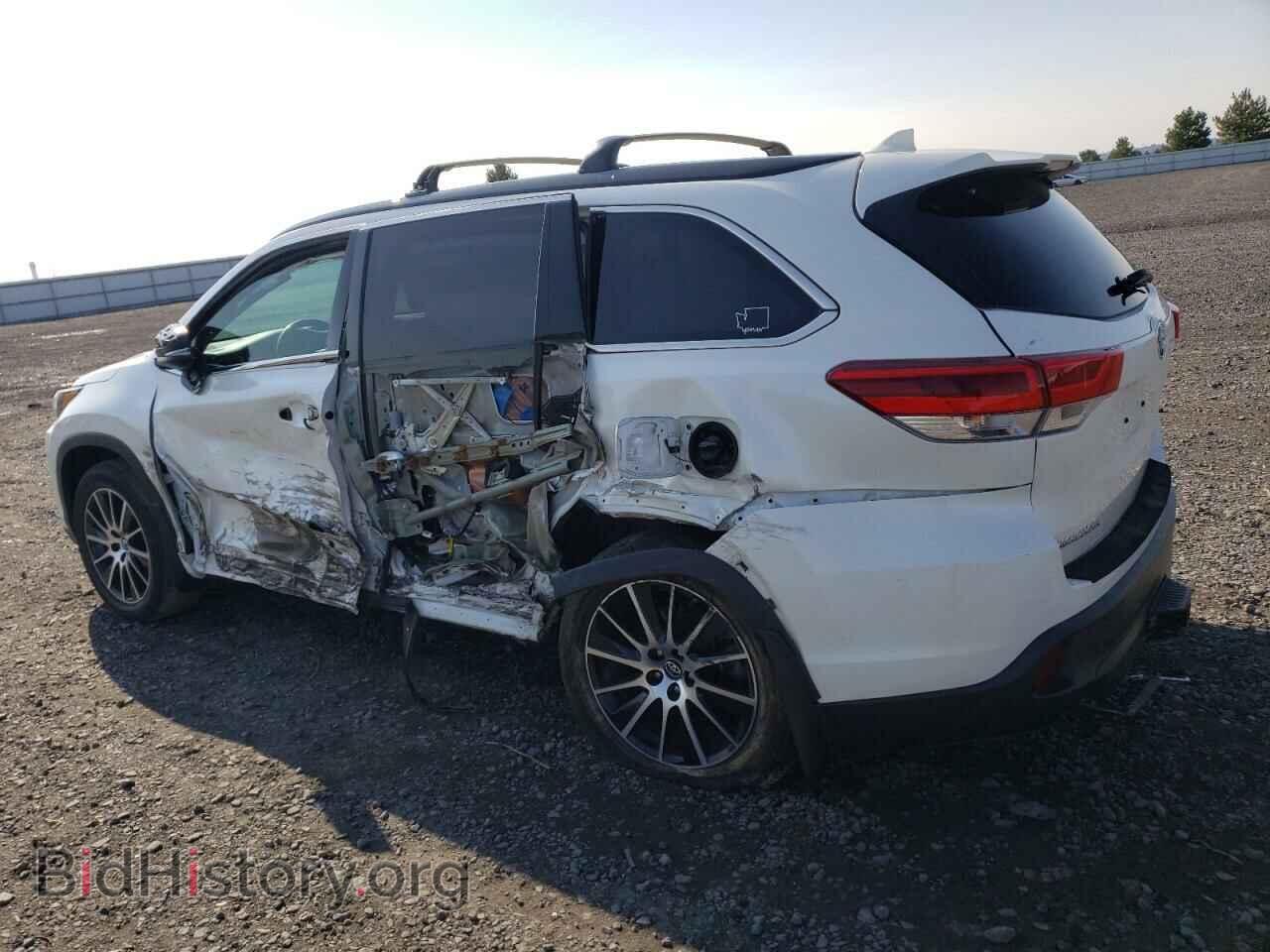 2018 TOYOTA HIGHLANDER - VIN: 5TDJZRFH8JS546166 - Фото 2