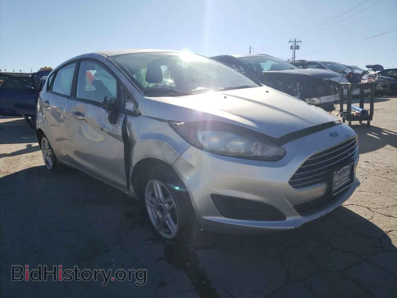 Photo 3FADP4EJ2JM112499 - FORD FIESTA 2018