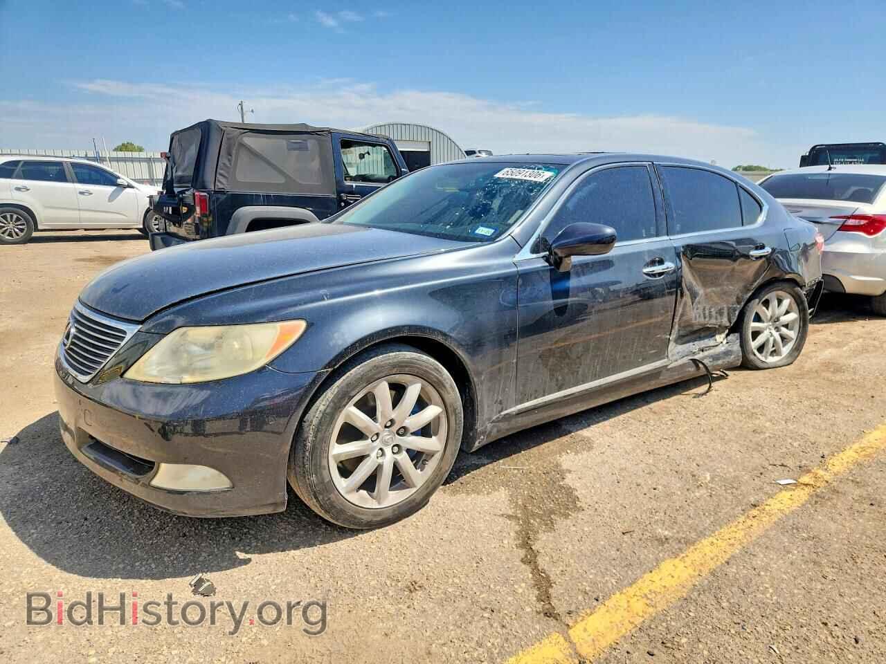Фотография JTHGL46F575018420 - LEXUS LS460 2007