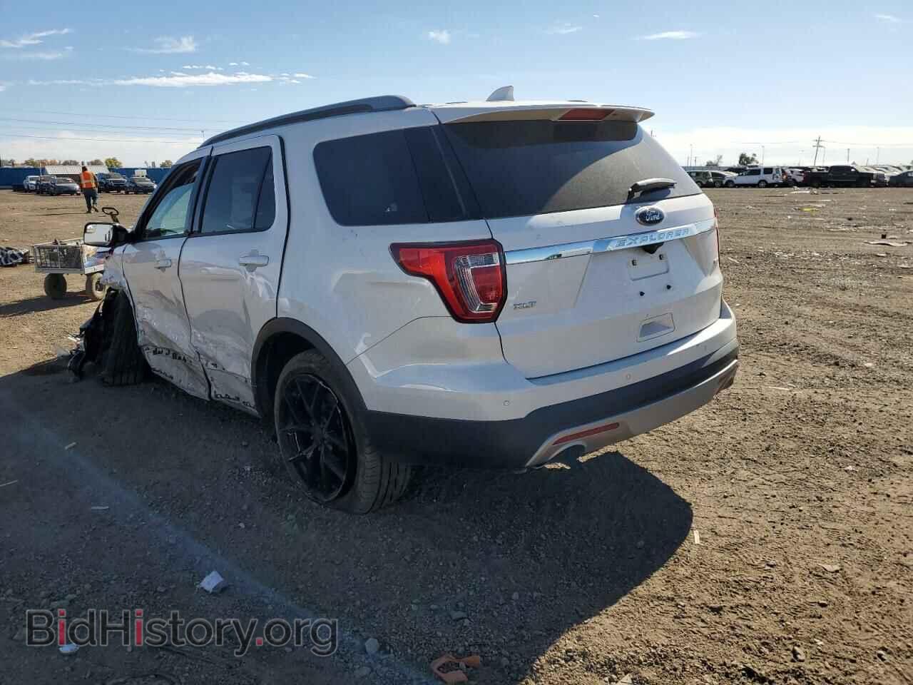 2016 FORD EXPLORER - VIN: 1FM5K8D83GGD02233 - Фото 3