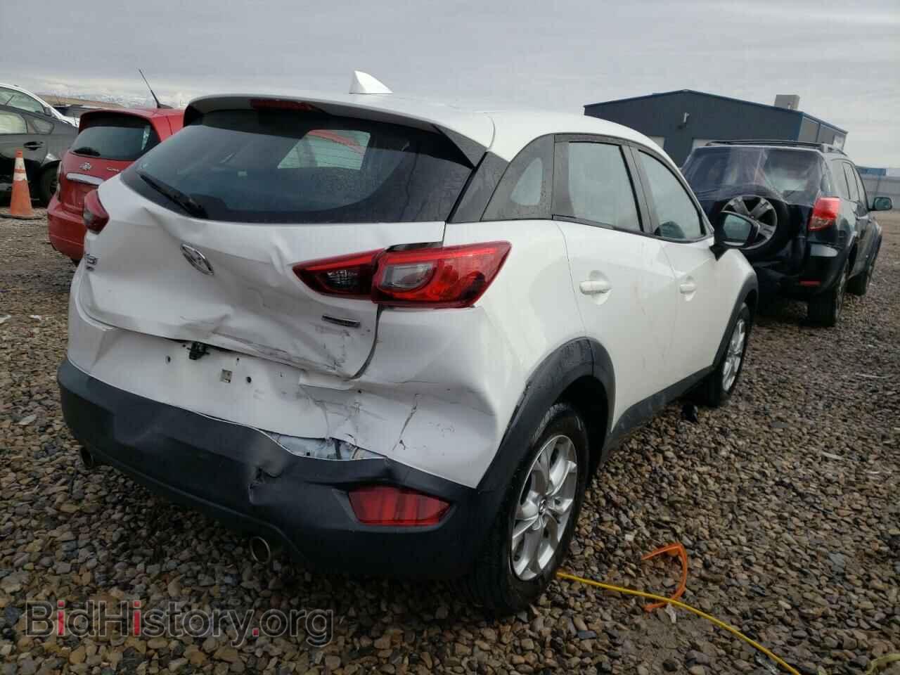 2017 MAZDA CX-3 - VIN: JM1DKFB71H0143852 - Фото 4