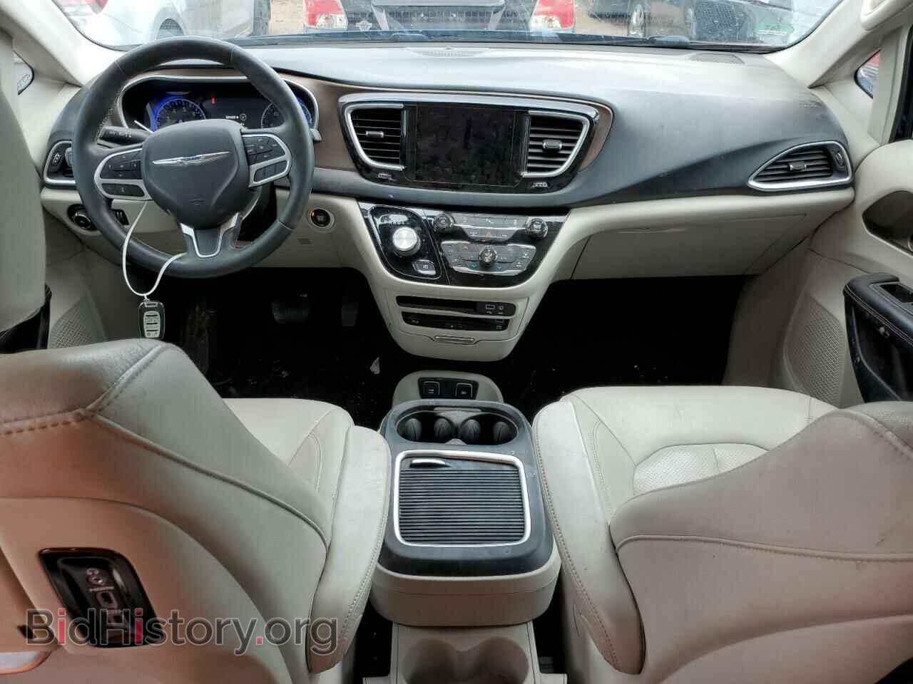 2017 CHRYSLER PACIFICA - VIN: 2C4RC1EG1HR832829 - Photo 8