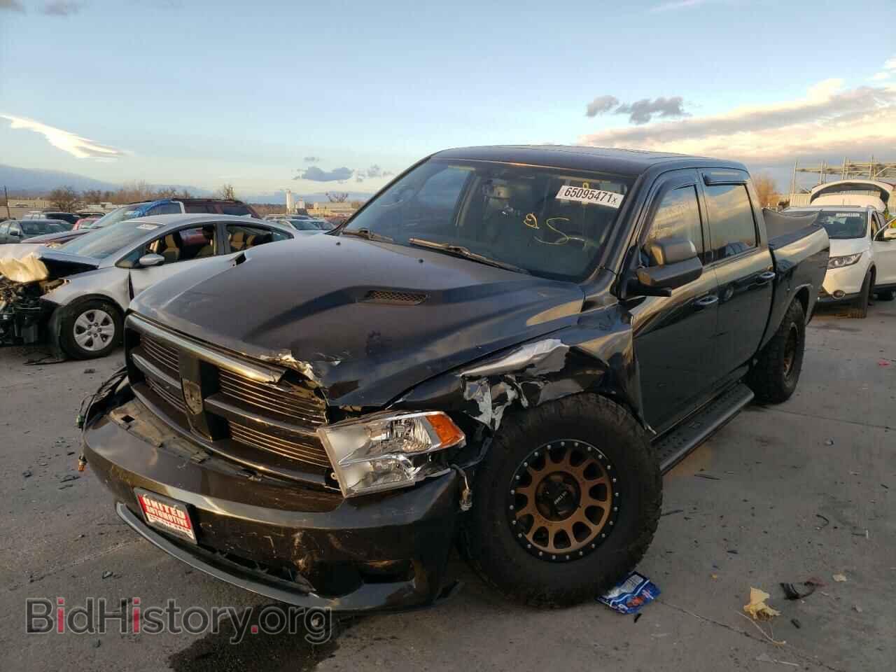 2011 DODGE RAM 1500 - VIN: 1D7RV1CT0BS650187 - Фото 2