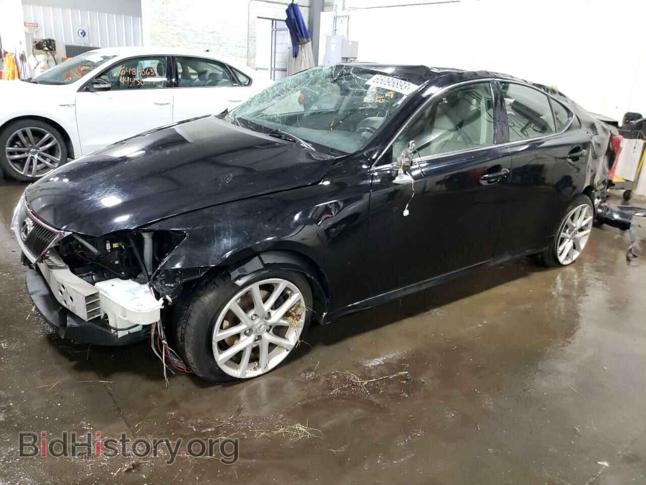 Photo JTHCF5C24C2035797 - LEXUS IS 2012