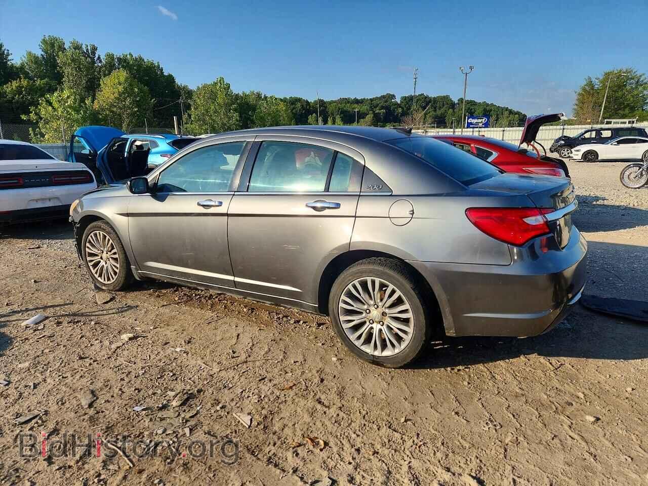 2012 CHRYSLER 200 - VIN: 1C3CCBCG2CN258136 - Photo 2