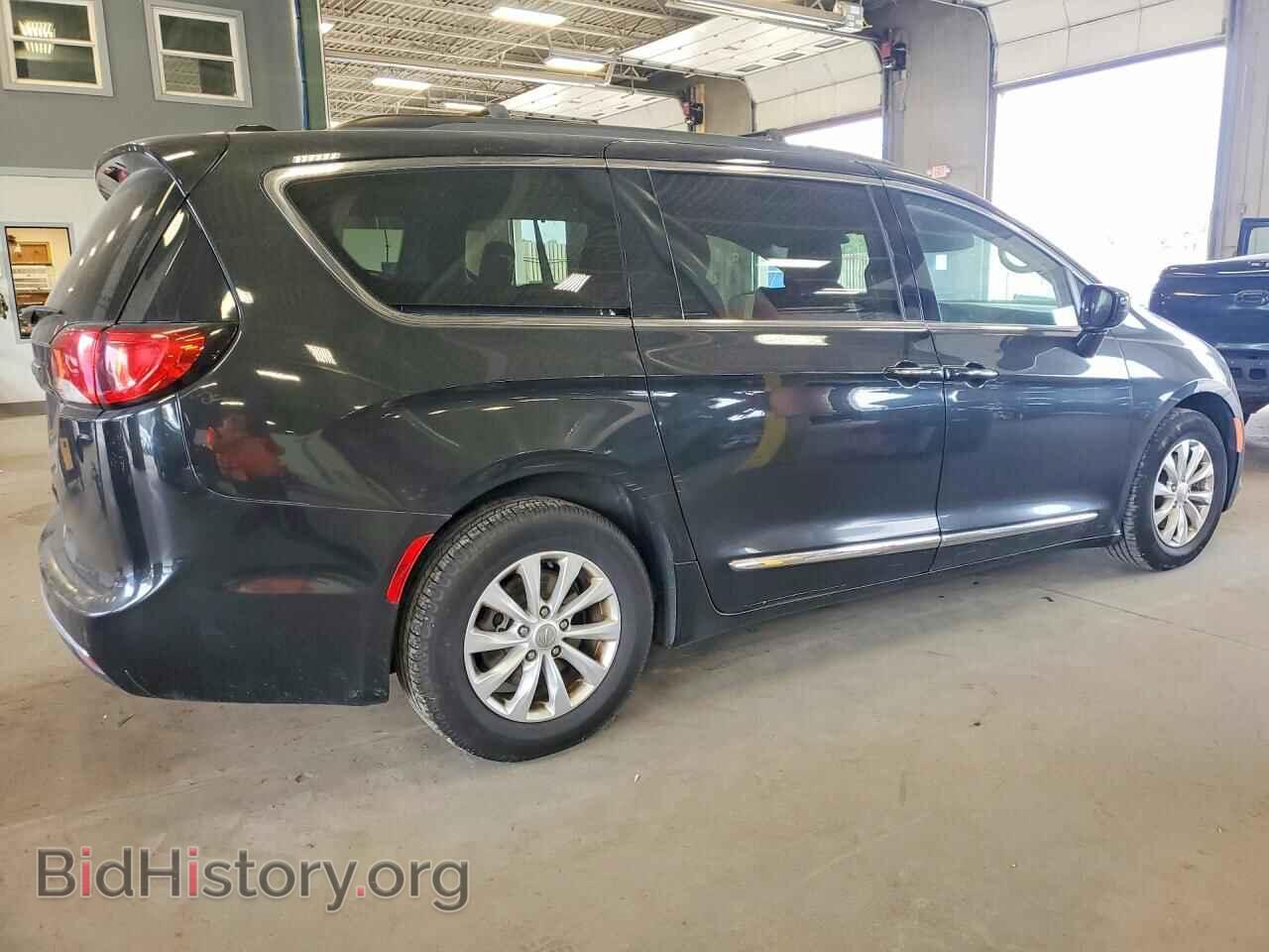 2017 CHRYSLER PACIFICA - VIN: 2C4RC1BG2HR759135 - Photo 3
