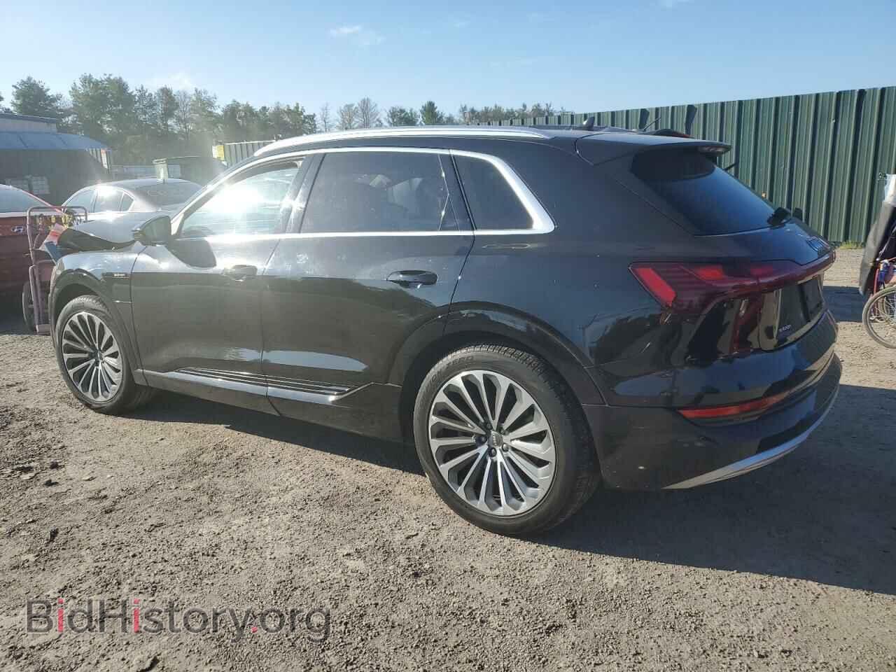 2019 AUDI E-TRON - VIN: WA1VAAGE0KB008305 - Photo 2